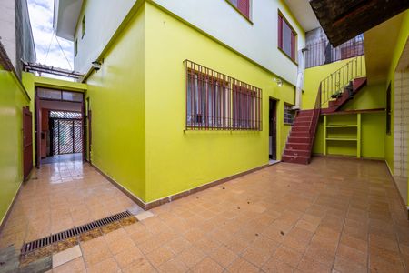 Casa para alugar com 163m², 3 quartos e 3 vagas Casa para alugar com 163m², 3 quartos e 3 vagasQuintal