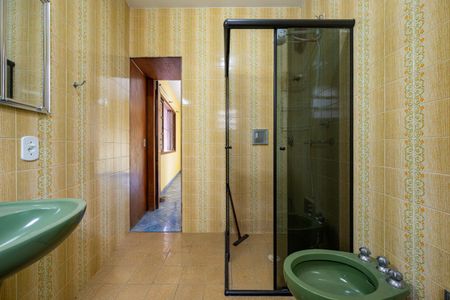 Casa para alugar com 163m², 3 quartos e 3 vagas Casa para alugar com 163m², 3 quartos e 3 vagasBanheiro da Suíte