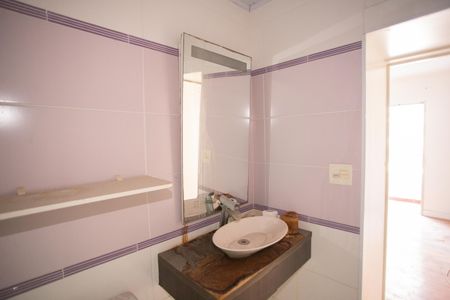 Apartamento à venda com 95m², 3 quartos e 2 vagas Apartamento à venda com 95m², 3 quartos e 2 vagasBANHEIRO DA SUÍTE