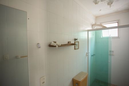 Apartamento à venda com 95m², 3 quartos e 2 vagas Apartamento à venda com 95m², 3 quartos e 2 vagasBANHEIRO