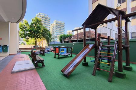 Apartamento à venda com 142m², 3 quartos e 2 vagas Apartamento à venda com 142m², 3 quartos e 2 vagasÁrea comum - Playground