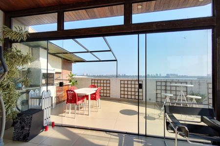 Apartamento à venda com 142m², 3 quartos e 2 vagas Apartamento à venda com 142m², 3 quartos e 2 vagasCobertura