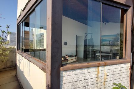 Apartamento à venda com 142m², 3 quartos e 2 vagas Apartamento à venda com 142m², 3 quartos e 2 vagasCobertura