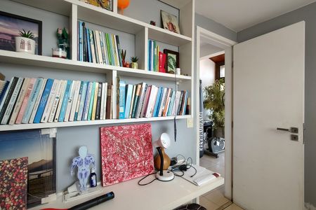 Apartamento à venda com 142m², 3 quartos e 2 vagas Apartamento à venda com 142m², 3 quartos e 2 vagasQuarto 3