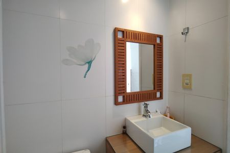 Apartamento à venda com 142m², 3 quartos e 2 vagas Apartamento à venda com 142m², 3 quartos e 2 vagasBanheiro Social 2