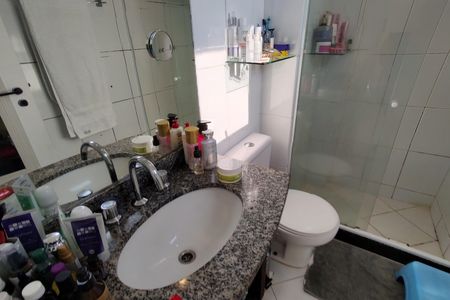 Apartamento à venda com 142m², 3 quartos e 2 vagas Apartamento à venda com 142m², 3 quartos e 2 vagasBanheiro da Suíte
