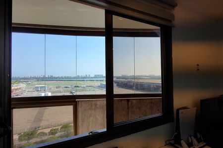 Apartamento à venda com 142m², 3 quartos e 2 vagas Apartamento à venda com 142m², 3 quartos e 2 vagasQuarto 1 - Armários