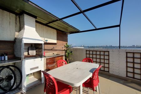 Apartamento à venda com 142m², 3 quartos e 2 vagas Apartamento à venda com 142m², 3 quartos e 2 vagasChurrasqueira