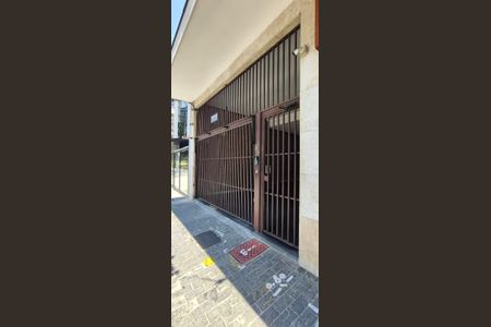 Apartamento à venda com 90m², 2 quartos e 1 vaga Apartamento à venda com 90m², 2 quartos e 1 vagaFachada