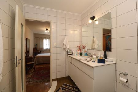 Apartamento à venda com 90m², 2 quartos e 1 vaga Apartamento à venda com 90m², 2 quartos e 1 vagaBanheiro da Suíte