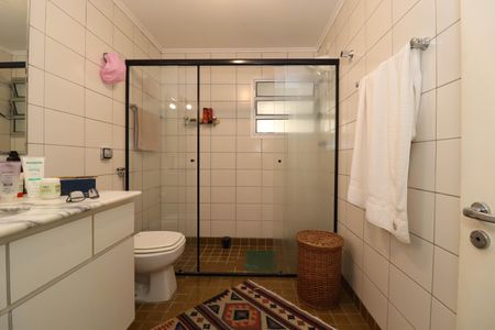 Apartamento à venda com 90m², 2 quartos e 1 vaga Apartamento à venda com 90m², 2 quartos e 1 vagaBanheiro da Suíte