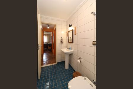 Apartamento à venda com 90m², 2 quartos e 1 vaga Apartamento à venda com 90m², 2 quartos e 1 vagaBanheiro