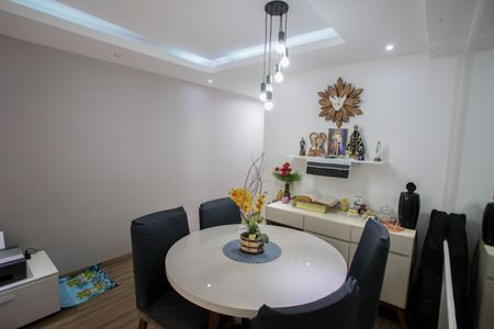 Apartamento à venda com 83m², 3 quartos e 1 vagaSala