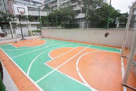 Apartamento à venda com 83m², 3 quartos e 1 vagaQuadra