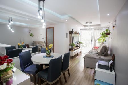 Apartamento à venda com 83m², 3 quartos e 1 vagaSala