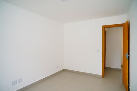 Casa à venda com 130m², 3 quartos e 2 vagas Casa à venda com 130m², 3 quartos e 2 vagasQuarto 1