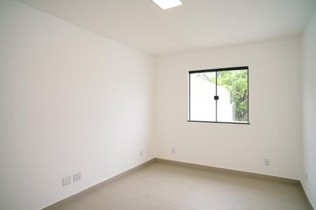 Quarto 2 de casa à venda com 3 quartos, 130m² em Piratininga, Niterói