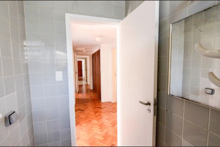 Apartamento à venda com 160m², 4 quartos e 1 vagaBanheiro Social