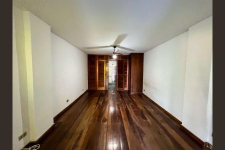 Sala de casa de condomínio à venda com 2 quartos, 120m² em Jacarepaguá, Rio de Janeiro