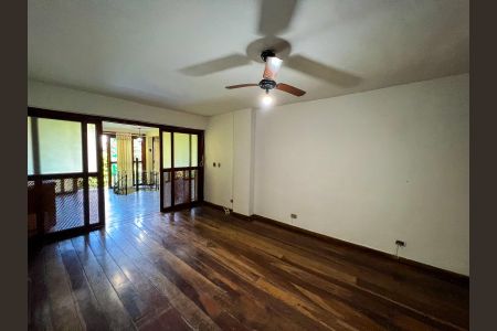 Sala de casa de condomínio à venda com 2 quartos, 120m² em Jacarepaguá, Rio de Janeiro