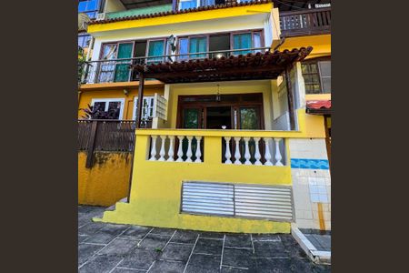 Casa de condomínio para alugar com 120m², 2 quartos e 2 vagas