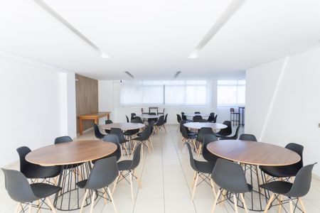 Apartamento à venda com 246m², 4 quartos e 3 vagasÁrea comum - Salão de festas