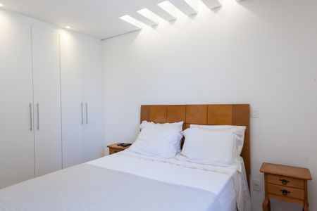 Apartamento à venda com 246m², 4 quartos e 3 vagassuite