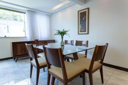 Apartamento à venda com 246m², 4 quartos e 3 vagasSala de Jantar