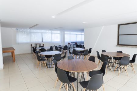 Apartamento à venda com 246m², 4 quartos e 3 vagasÁrea comum - Salão de festas