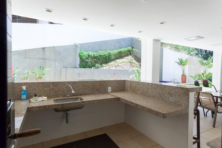 Apartamento à venda com 246m², 4 quartos e 3 vagasÁrea comum - Churrasqueira