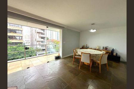 Apartamento à venda com 315m², 4 quartos e 3 vagasFoto 04