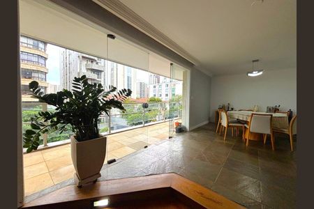 Apartamento à venda com 315m², 4 quartos e 3 vagasFoto 03