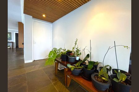 Apartamento à venda com 315m², 4 quartos e 3 vagasFoto 14