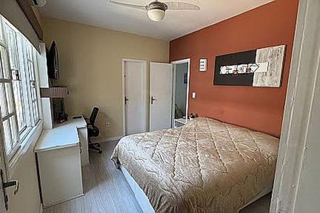 Casa à venda com 173m², 4 quartos e 4 vagas