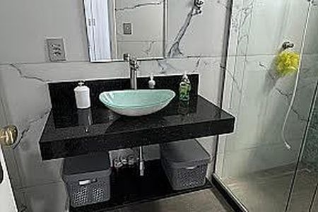 Casa à venda com 173m², 4 quartos e 4 vagas