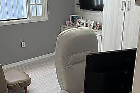 Casa à venda com 173m², 4 quartos e 4 vagas