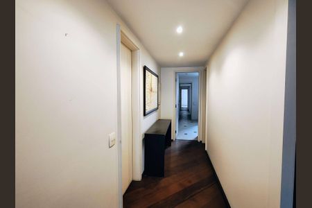 Apartamento à venda com 232m², 3 quartos e 3 vagas