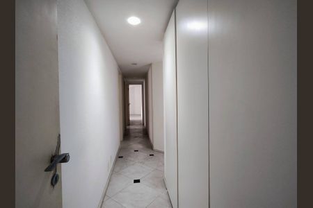Apartamento à venda com 232m², 3 quartos e 3 vagas