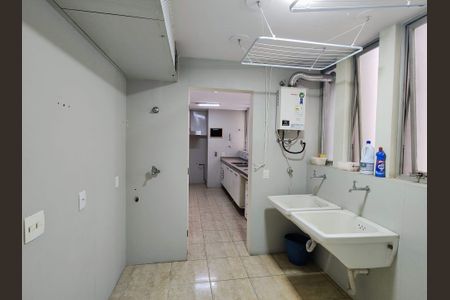 Apartamento à venda com 232m², 3 quartos e 3 vagas