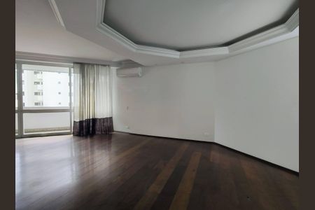Apartamento à venda com 232m², 3 quartos e 3 vagas
