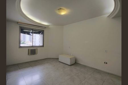 Apartamento à venda com 232m², 3 quartos e 3 vagas