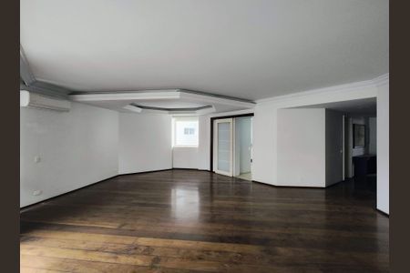 Apartamento à venda com 232m², 3 quartos e 3 vagas