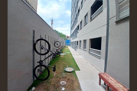 Apartamento à venda com 2 quartos, 34m² em Vila Pereira Barreto, São Paulo