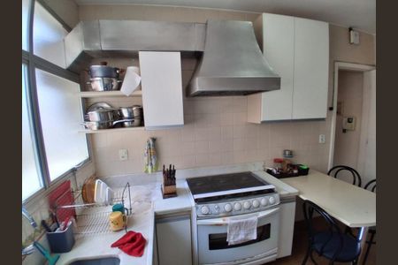 Apartamento à venda com 320m², 4 quartos e 2 vagas