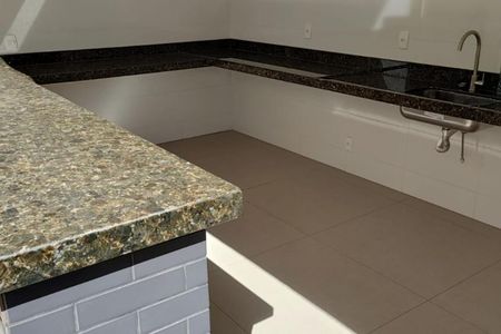 Apartamento à venda com 113m², 4 quartos e 3 vagas