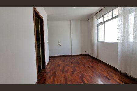 Apartamento à venda com 120m², 3 quartos e 1 vaga