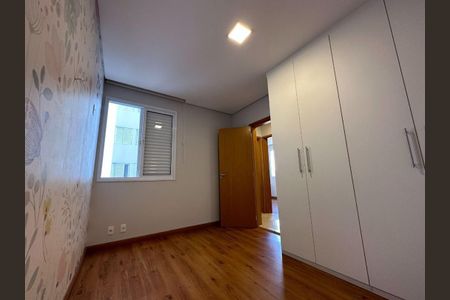 Apartamento à venda com 2 quartos, 87m² em Jardim Trevo, Jundiaí