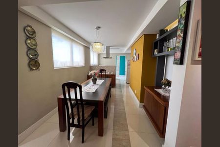 Apartamento à venda com 3 quartos, 174m² em Centro, Jundiaí