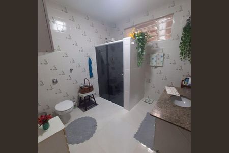 Casa à venda com 2 quartos, 211m² em Vila Helena, Jundiaí