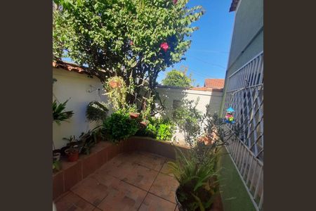 Casa à venda com 2 quartos, 211m² em Vila Helena, Jundiaí